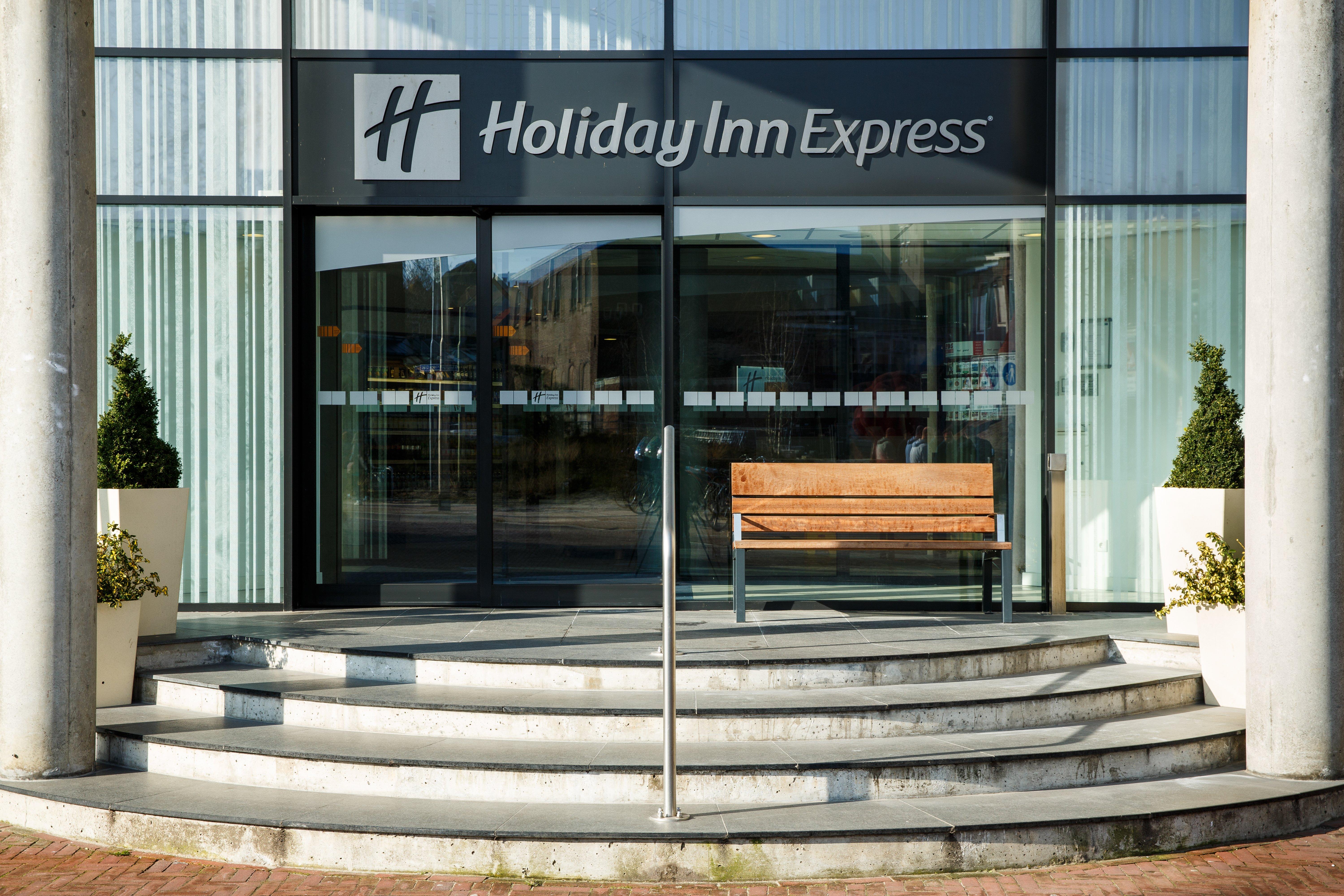 Holiday Inn Express Arnhem, An Ihg Hotel Exterior photo